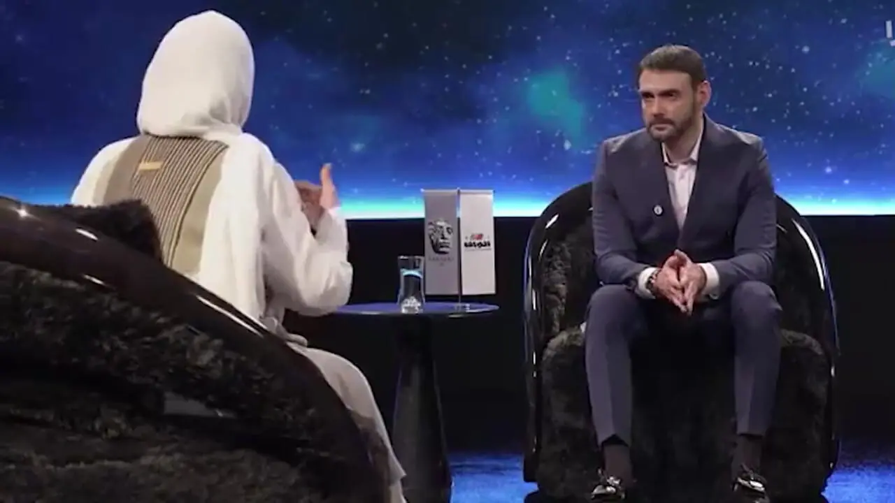 فیلم /  مرجانه گلچین :خیلی تنبل بودم ... /  تنبیه می شدم از معلم میترسیدم! دائما یکسان نباشد حال دوران غم مخور ...