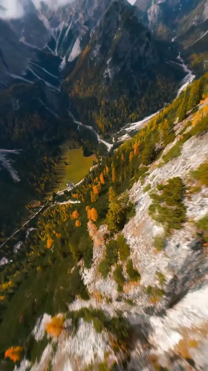 آلپ؛ جایی که آسمان زمین را در آغوش می‌گیرد + فیلم