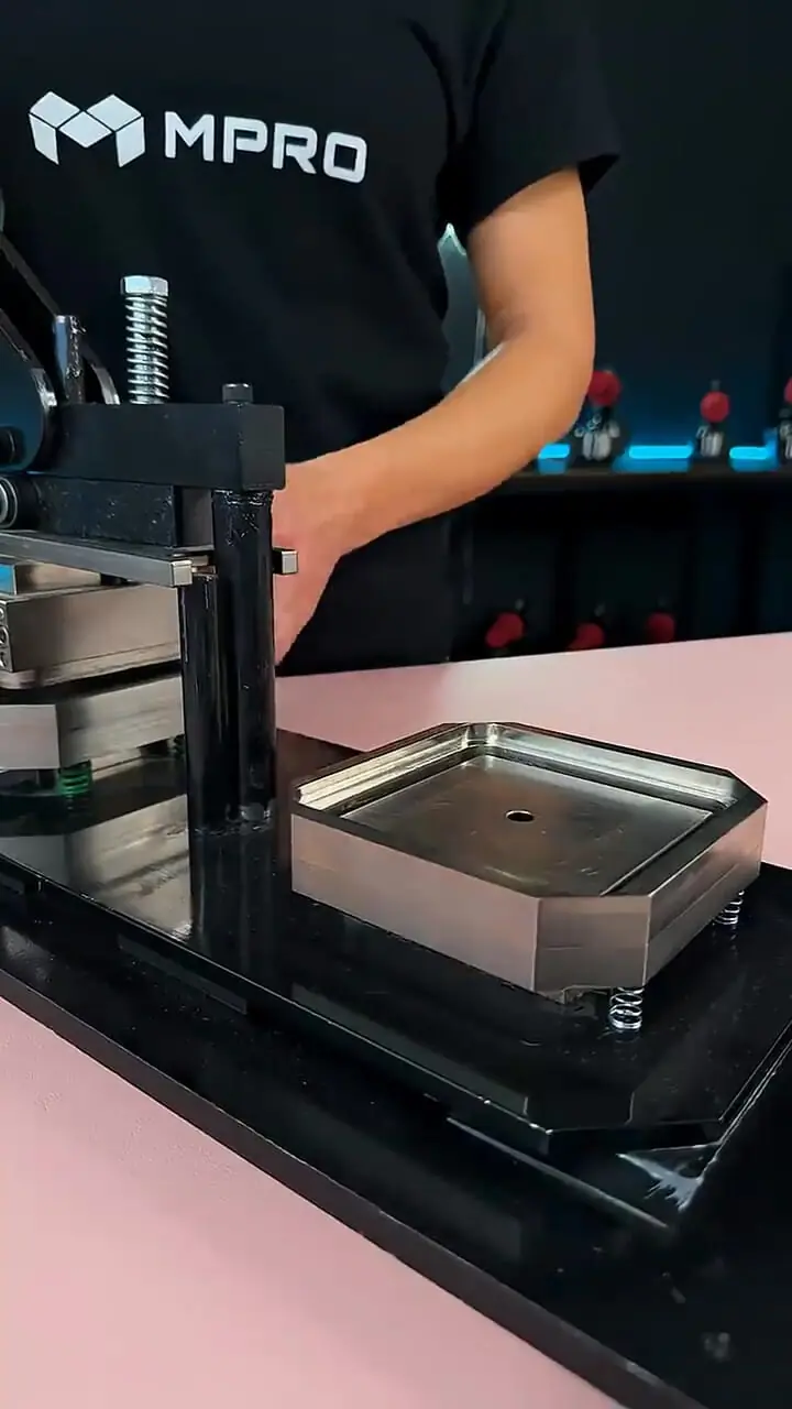 فیلم آهنربای کریسمس با طرح دلخواه