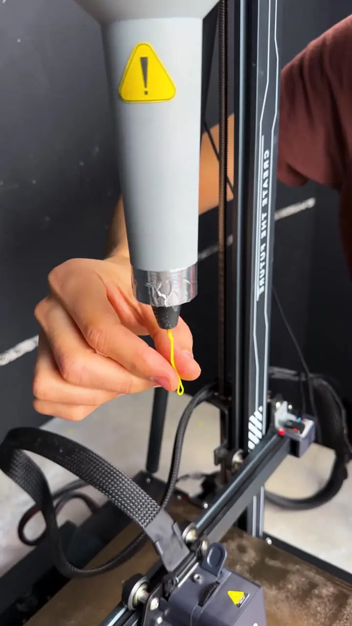 فیلم بازیافت بطری پلاستیکی به فیلامنت پرینتر سه بعدی