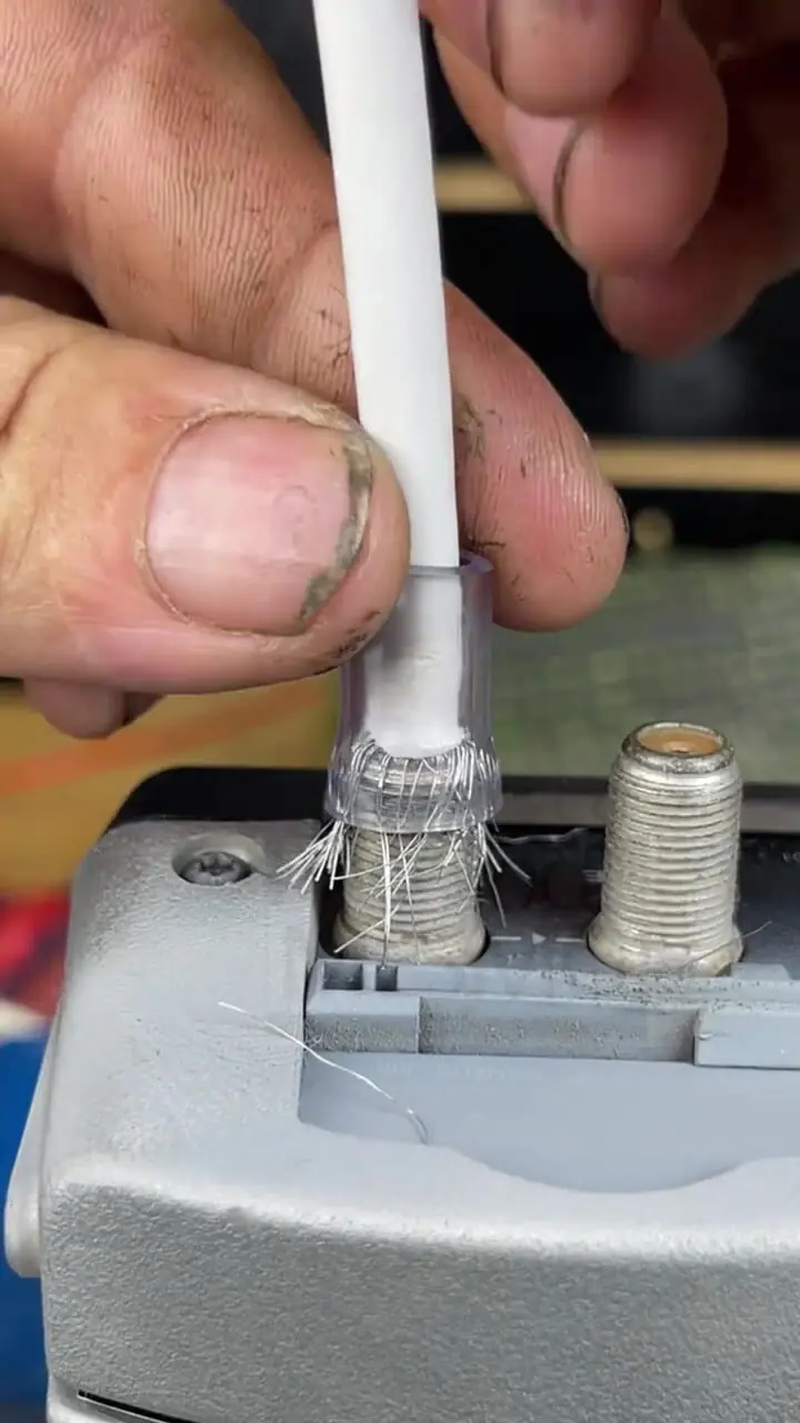 فیلم آموزش نصب اتصال کابل آنتن