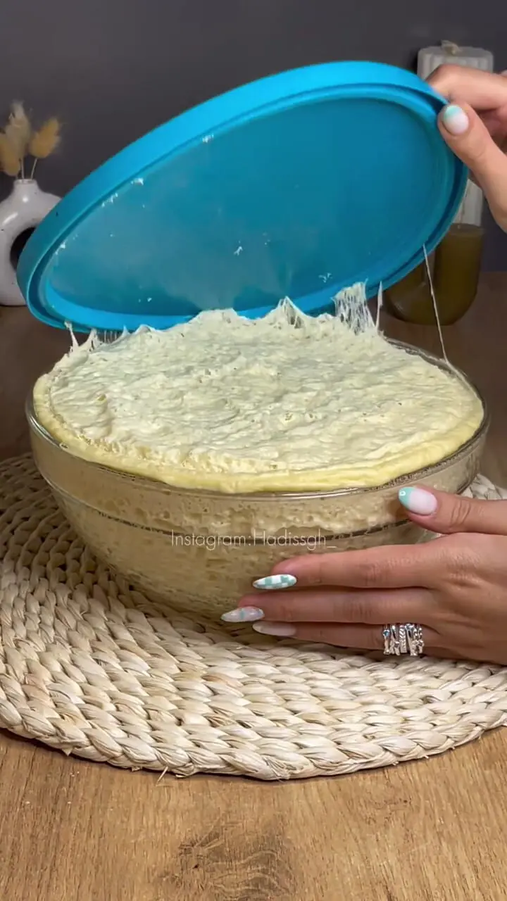 فیلم طرز تهیه کروسان پیراشکی خانگی