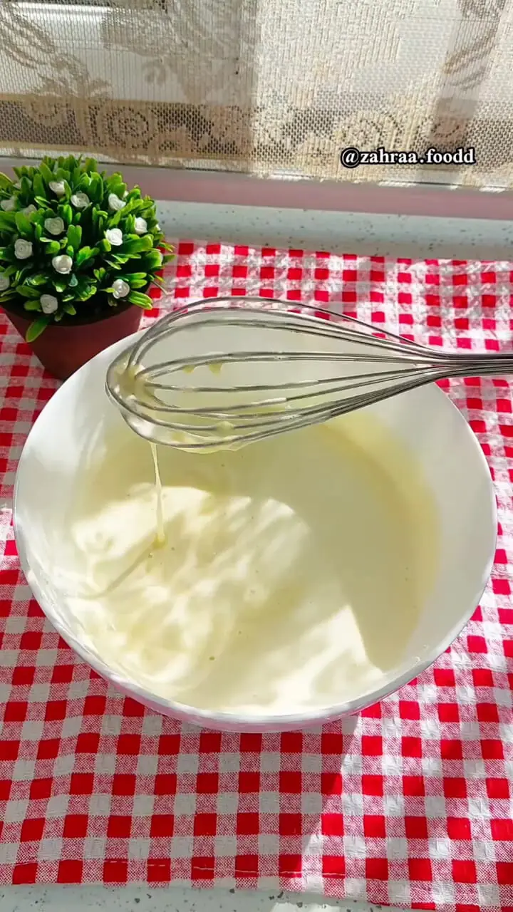 خوشمزه‌ترین کیک موزی شکلاتی روی گاز + فیلم