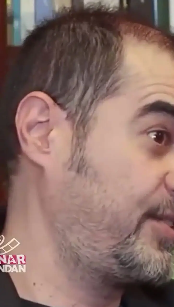 فیلم/ شهاب حسینی: من از طبقه متوسط هستم؛ پدرم فرهنگی و مادرم خانه دار بود/ بالا و پایین زندگی را چشیدم/ همیشه میگم کاش پشتوانه قوی تری داشتم!