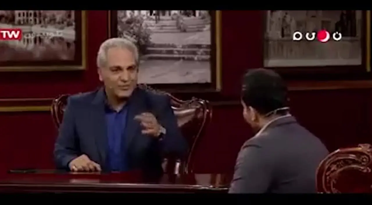 فیلم/ همسر پوریا پورسرخ؛ پوریا در همه کار دخالت میکنه حتی در آشپزی و کار خونه/ پورسرخ؛ من مدت طولانی مجرد بودم تنظیمات کارخونم اینجوریه که باید به همه کار نظارت داشته باشم!