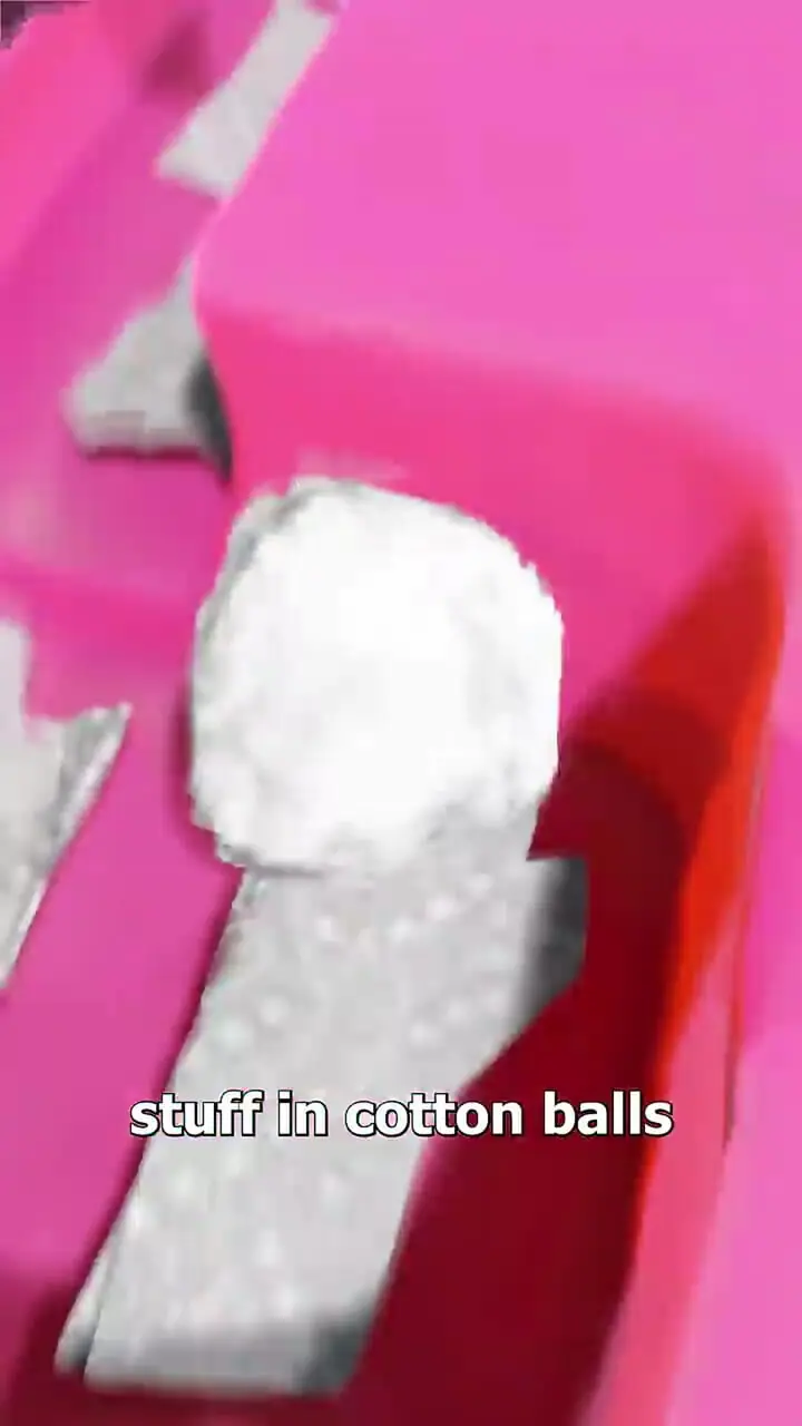 فیلم ساخت چکش عجیب فقط با یخ