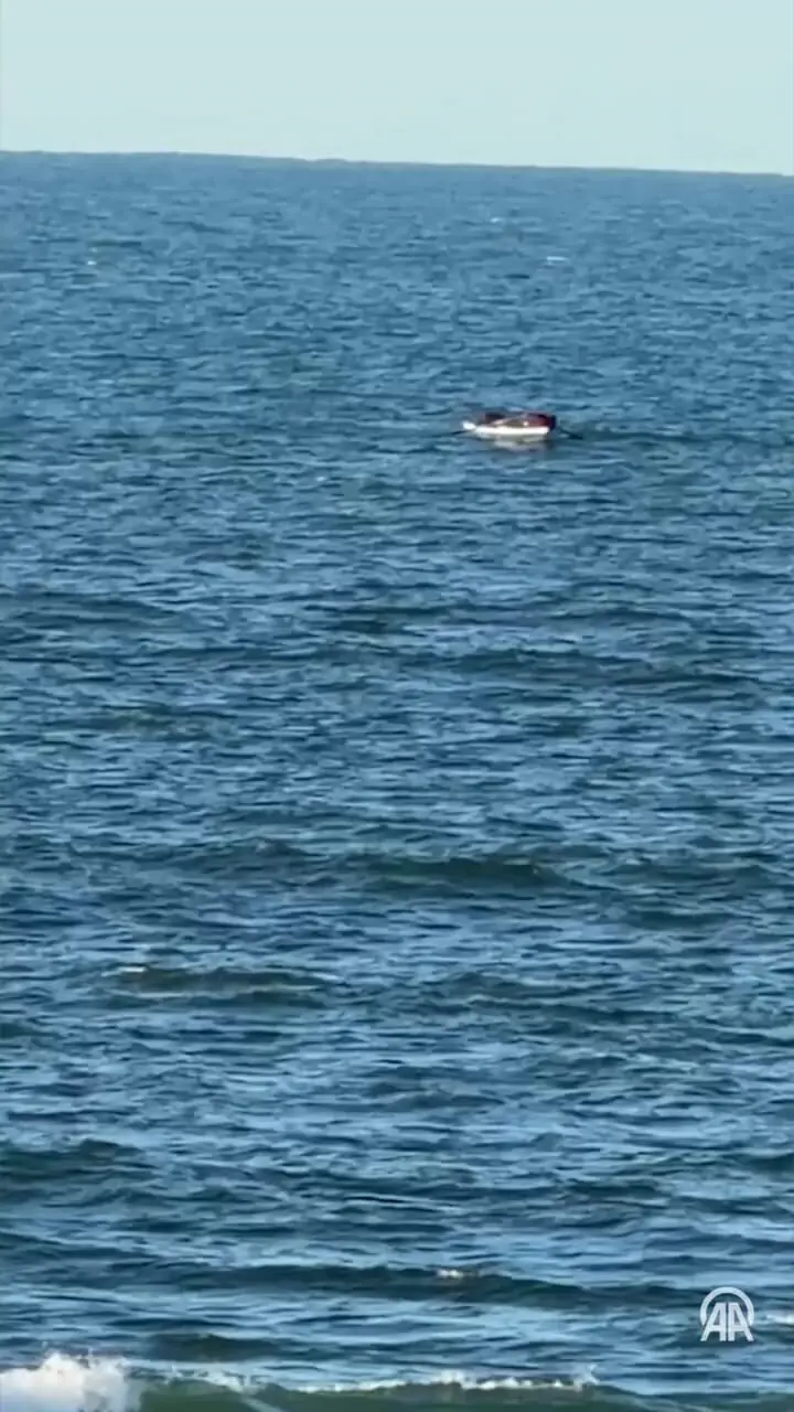 فیلم تیراندازی به قایق ماهیگیری در سواحل خان یونس