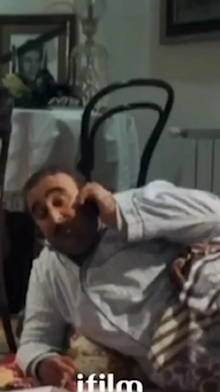 فیلم/ سکانس فوق جذاب سریال پایتخت؛ وقتی بهبود از بین بازیگران دنبال بدل برای خودشه / فقط نقی رو ببینید که بهبود بیچاره رو سرکار گذاشته