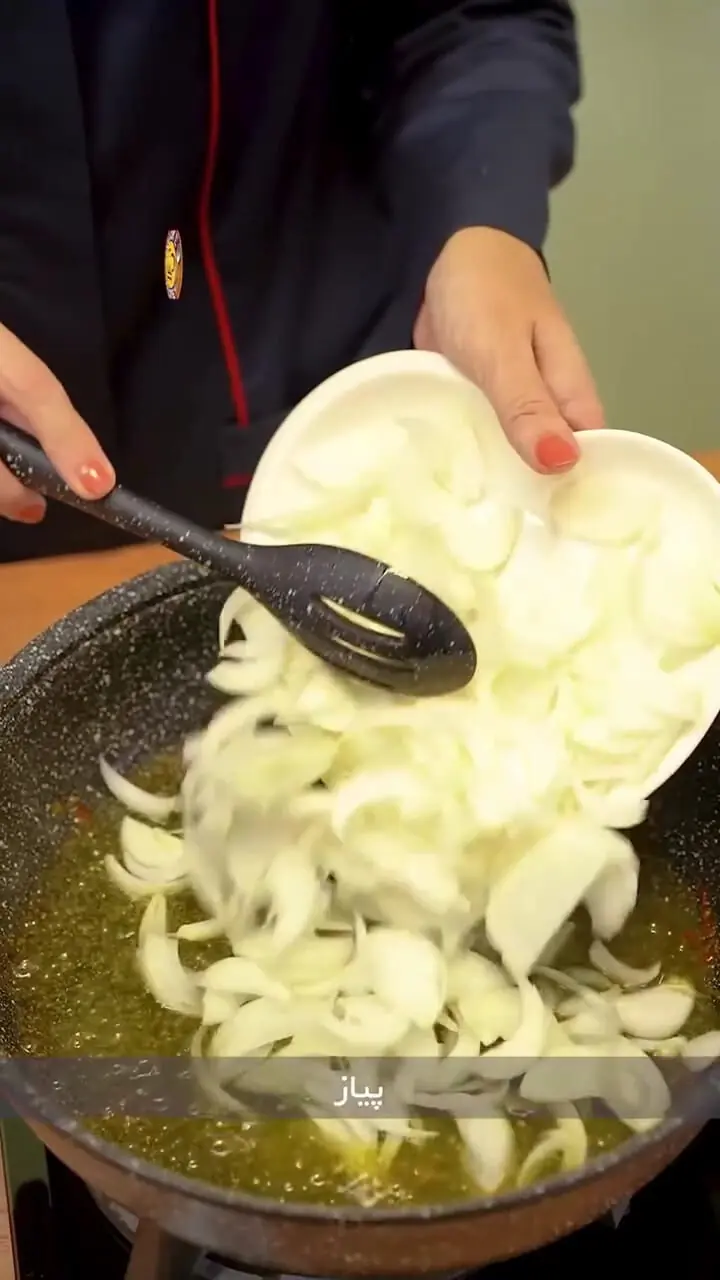 فیلم طرز تهیه مرغ مشهدی خانگی