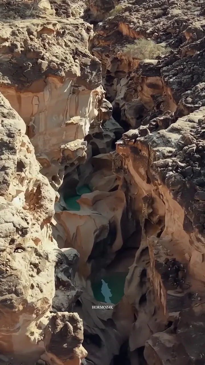 فیلم صخره های شگفت انگیز جزیره قشم