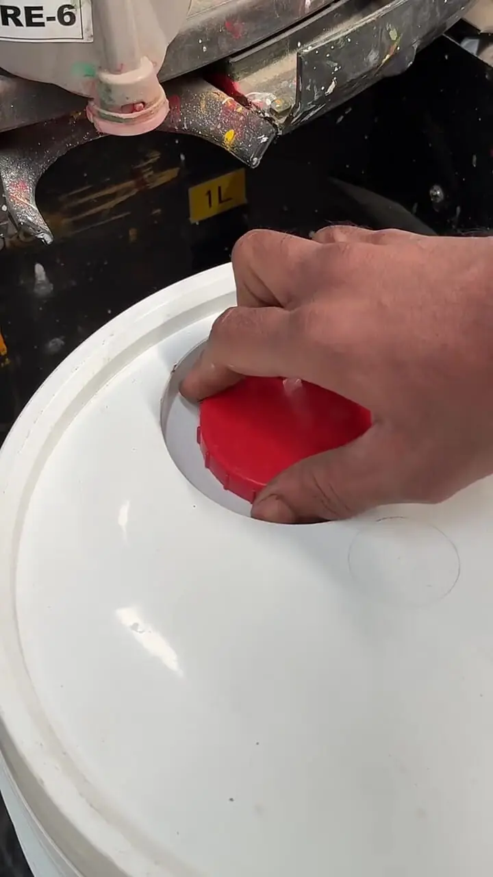 فیلم تجربه ASMR با ترکیب رنگ