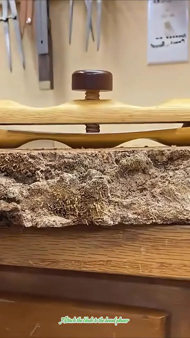 فیلم اتصال تیغه به رنده دستی