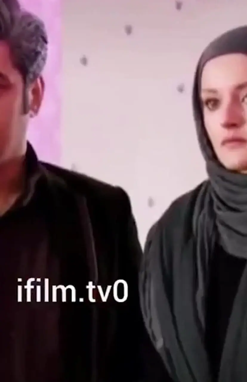 فیلم / نیلوفر پارسا : الهام چرخنده وقتی مردم از من امضا خواستن با حسادت گفت: از خیابون بازیگر آوردن مردم ازش امضا میگیرن! / این رفتارش یادم نمیره 