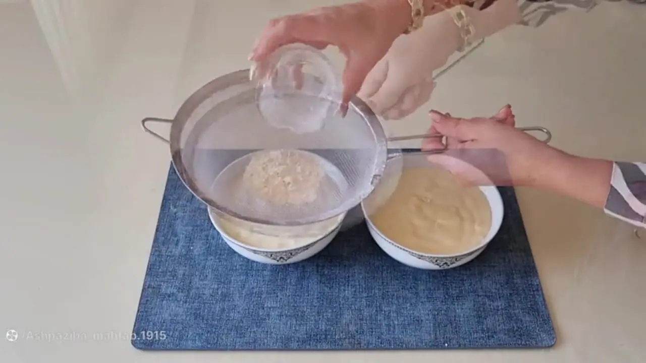 فیلم طرز تهیه کیک زبرا  / کیک دو رنگ نرم و پف‌دار 