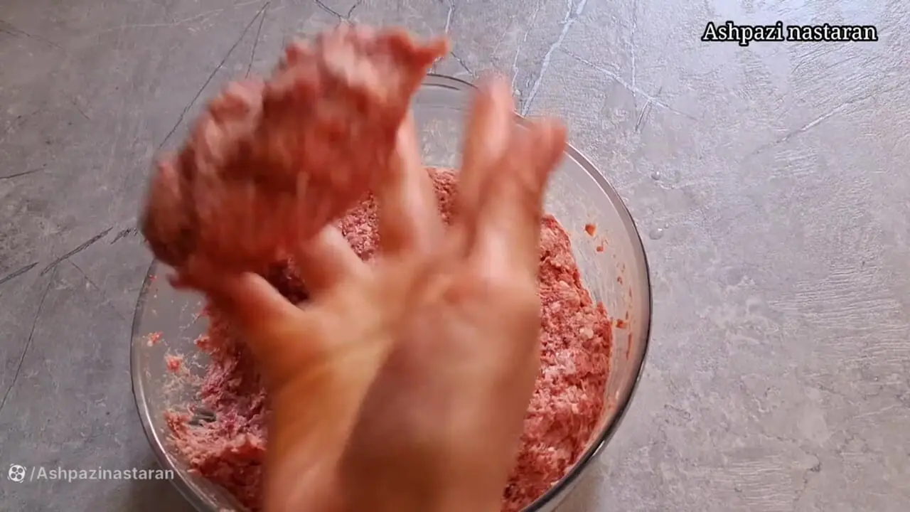 طرز تهیه کباب کوبیده خونگی و اصیل ایرانی 