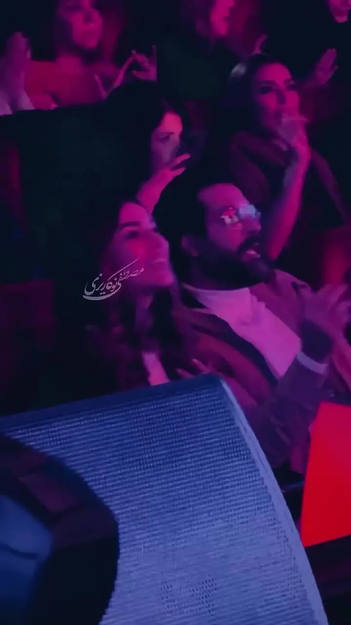 فیلم آوازخوانی شاد/ همخوانی و رقص ریز کامران تفتی و متین ستوده توکنسرت با آهنگ شاد 