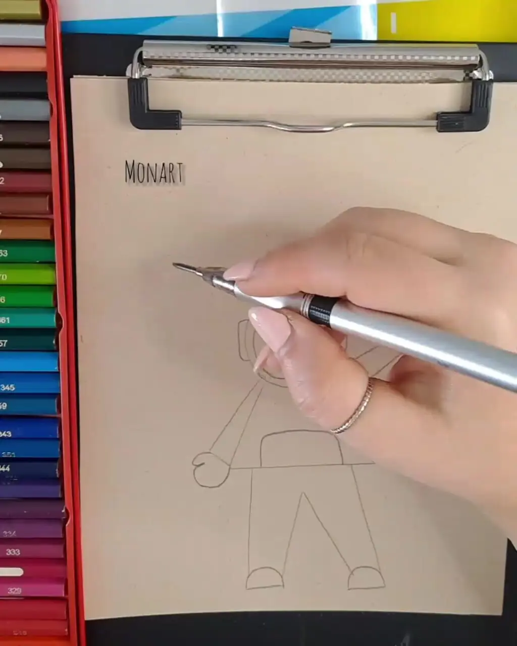 نقاشی کودکانه / فضا نورد بکشیم 