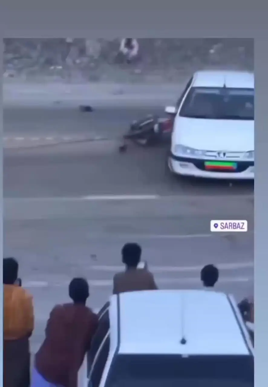 فیلم / تصادف بخاطر حرکات نمایشی در جاده ترانزیتی