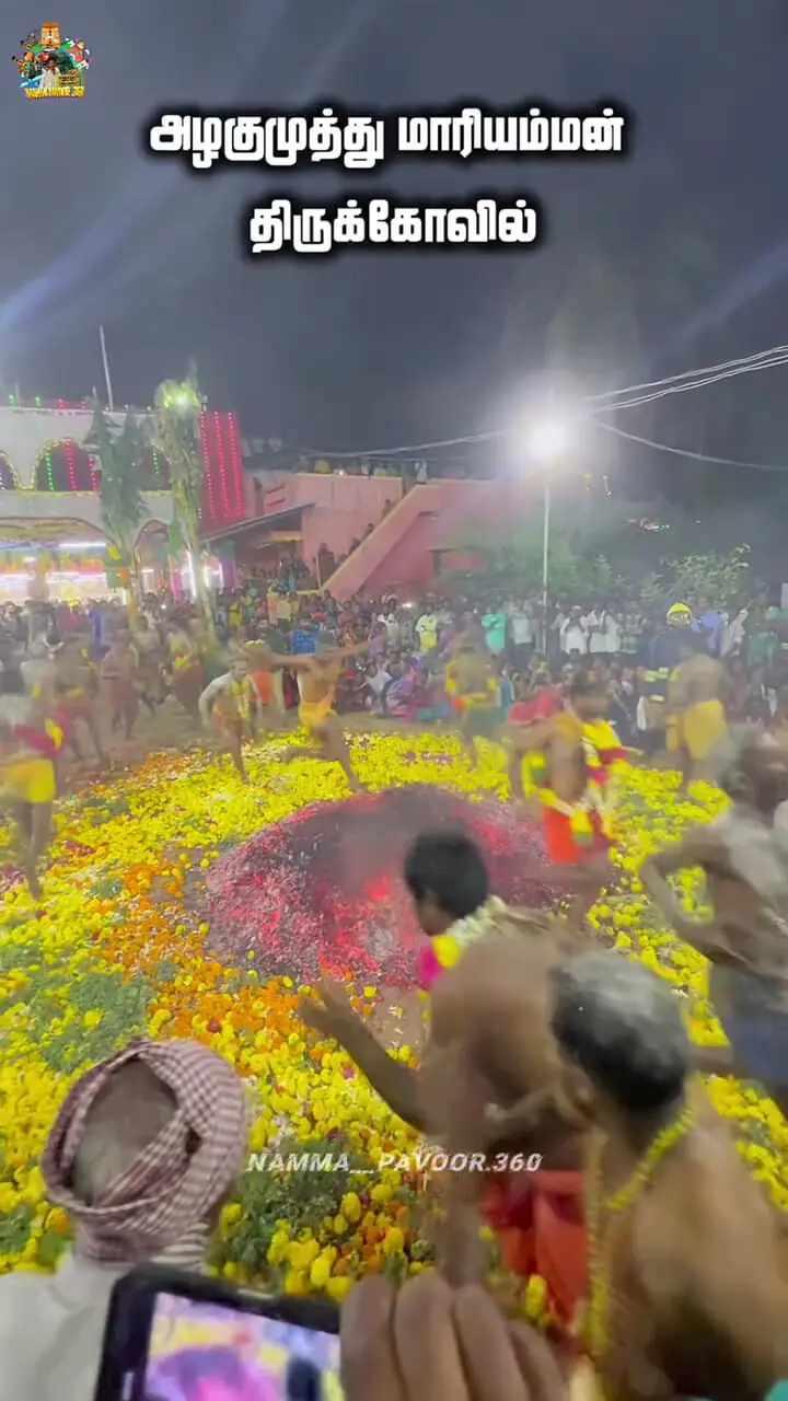 فیلم مراسم سنتی هندوها با پای برهنه روی زغال