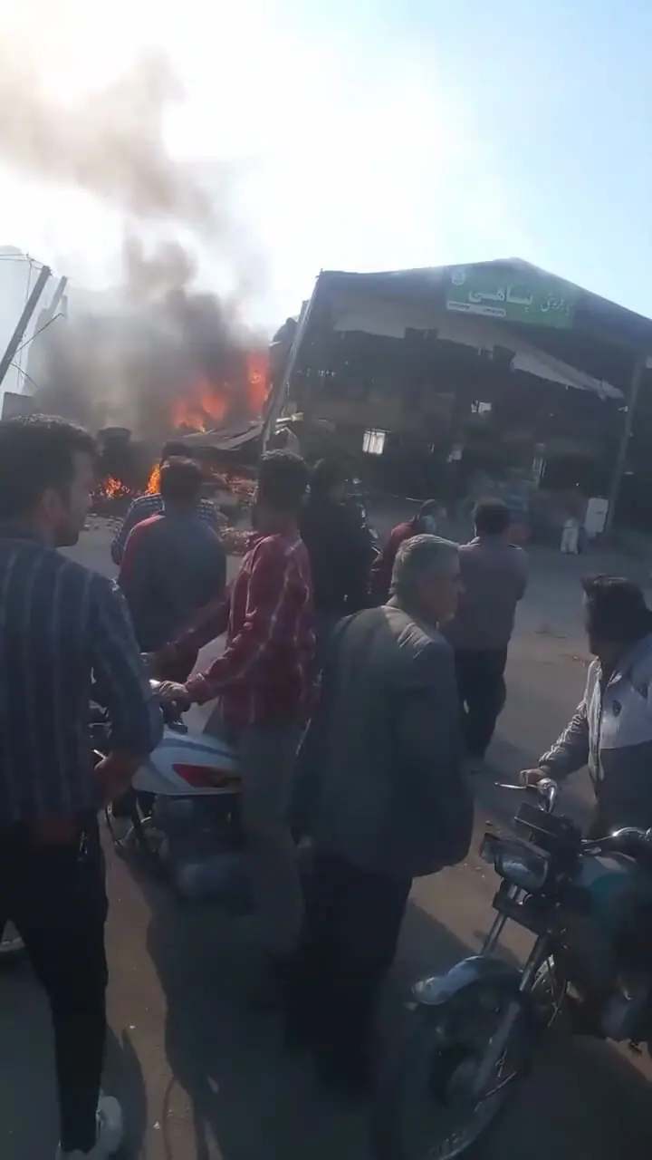 عکس خلبان شهید هلیکوپتر و دختر خردسالش + عکس ها و فیلم سقوط هلیکوپتر کبری ارتش در درچه اصفهان