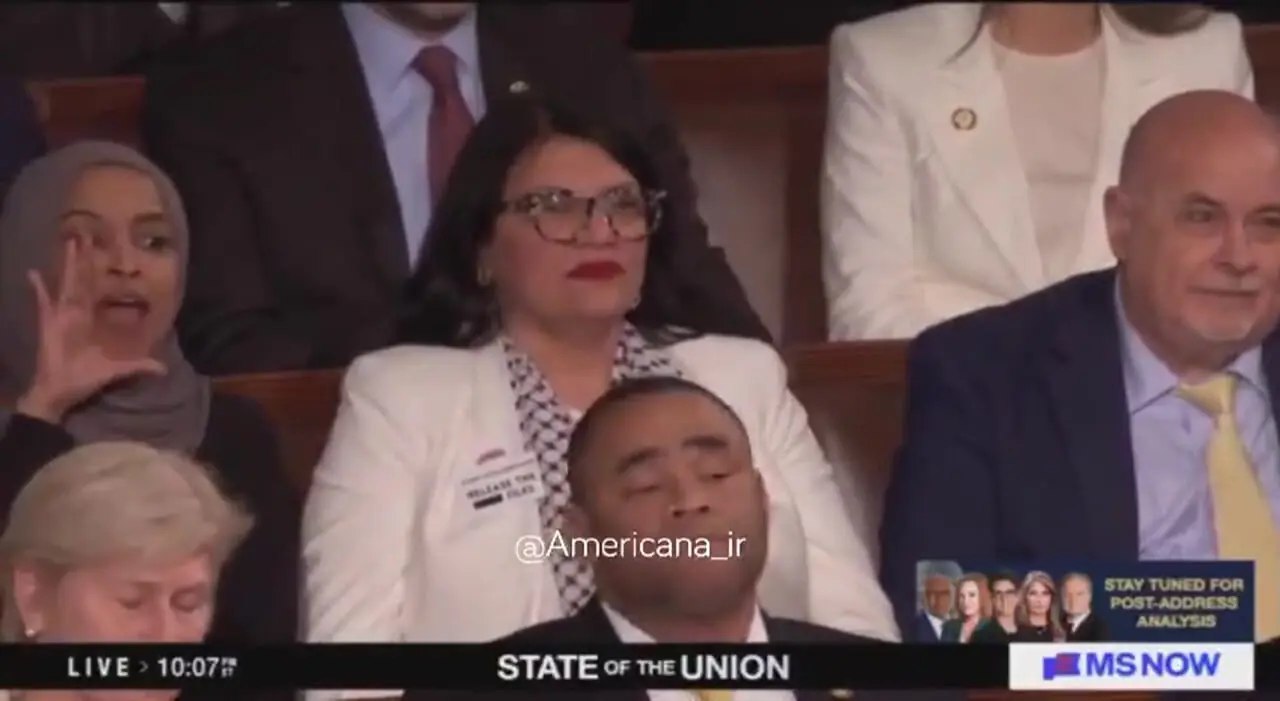  درگیری لفظی ترامپ با نماینده مسلمان کنگره آمریکا 