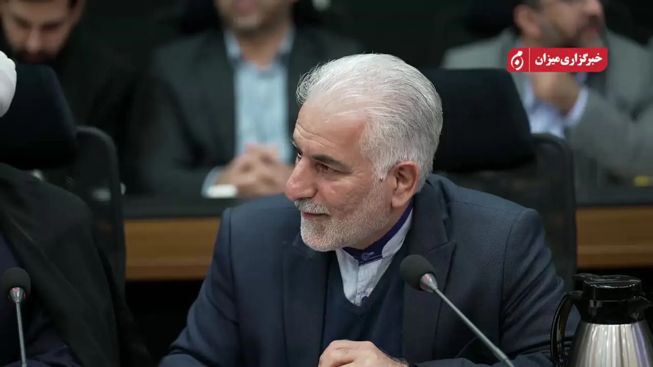 رئیس قوه قضاییه دستور تخریب دیوارهای زندان رجایی شهر را صادر کرد