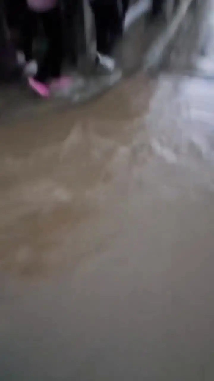 سقوط هواپیمای حامل اسکناس در بولیوی با ده ها کشته و زخمی