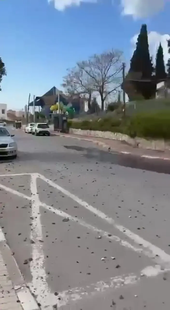 فیلم / تصاویری از ویرانی‌های محل اصابت موشک در بیت شمش