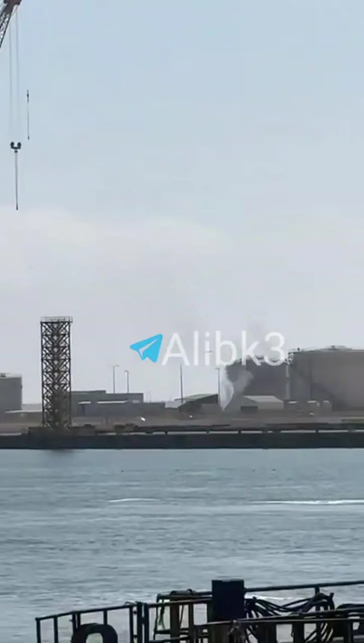 فیلم لحظه اصابت پهپاد به محل استقرار نیروهای آمریکایی در بندر ریسوت عمان