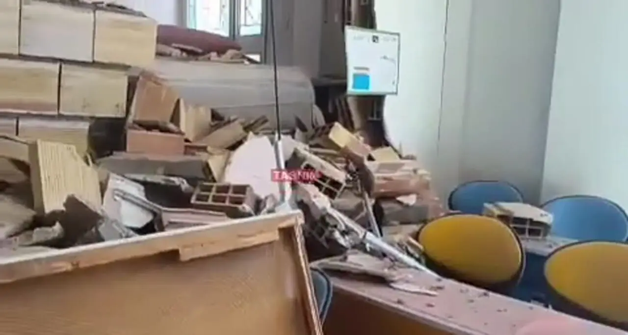 فیلم حمله هوایی به ۲ مدرسه در پرند