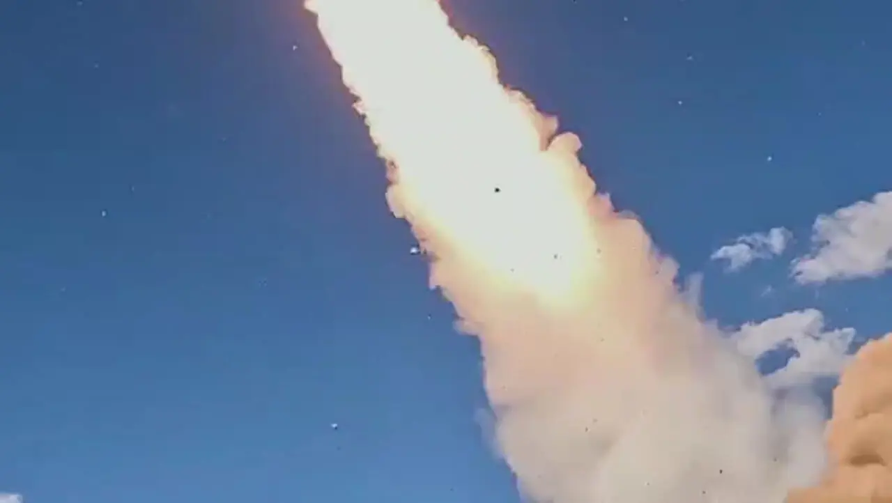 آغاز موج ۲۵ وعده صادق ۴ با «فتاح» و «عماد» علیه مراکز دشمن / فیلم