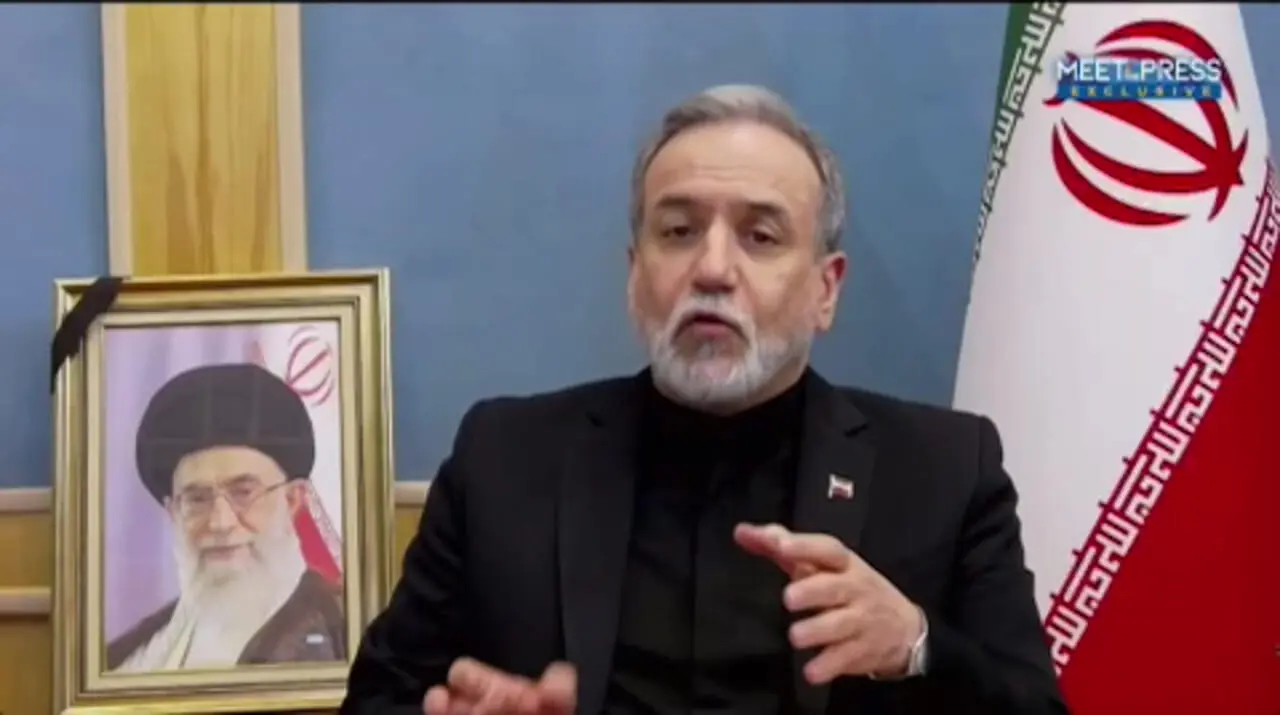 عراقچی: ما نه همسایگان بلکه پایگاه‌ ها و تأسیسات آمریکایی را هدف قرار داده‌ایم / در حال پاسخ دادن هستیم + فیلم