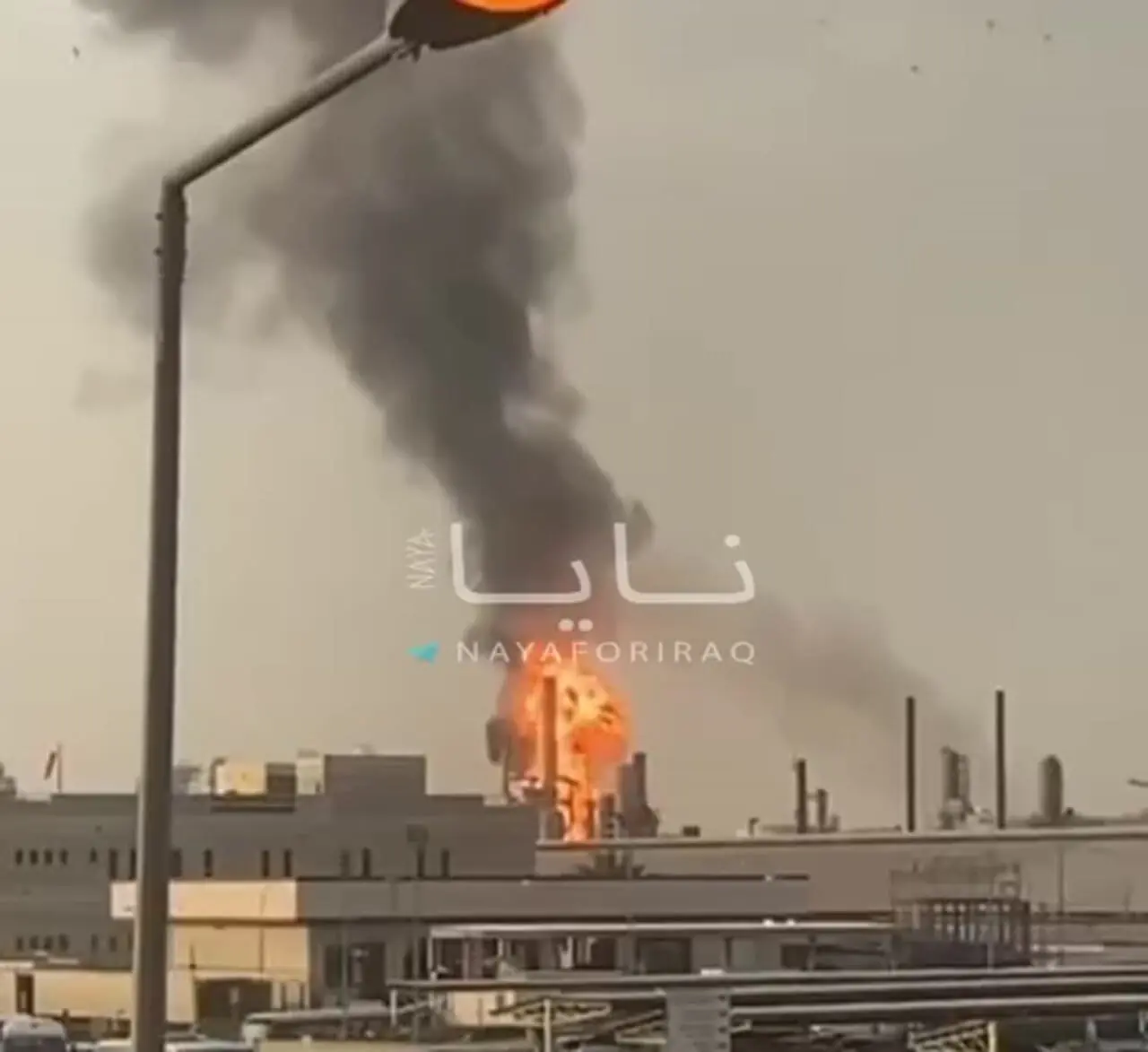 فیلم / لحظه انفجار در مخازن سوخت شرکت باپکو انرژی بحرین 