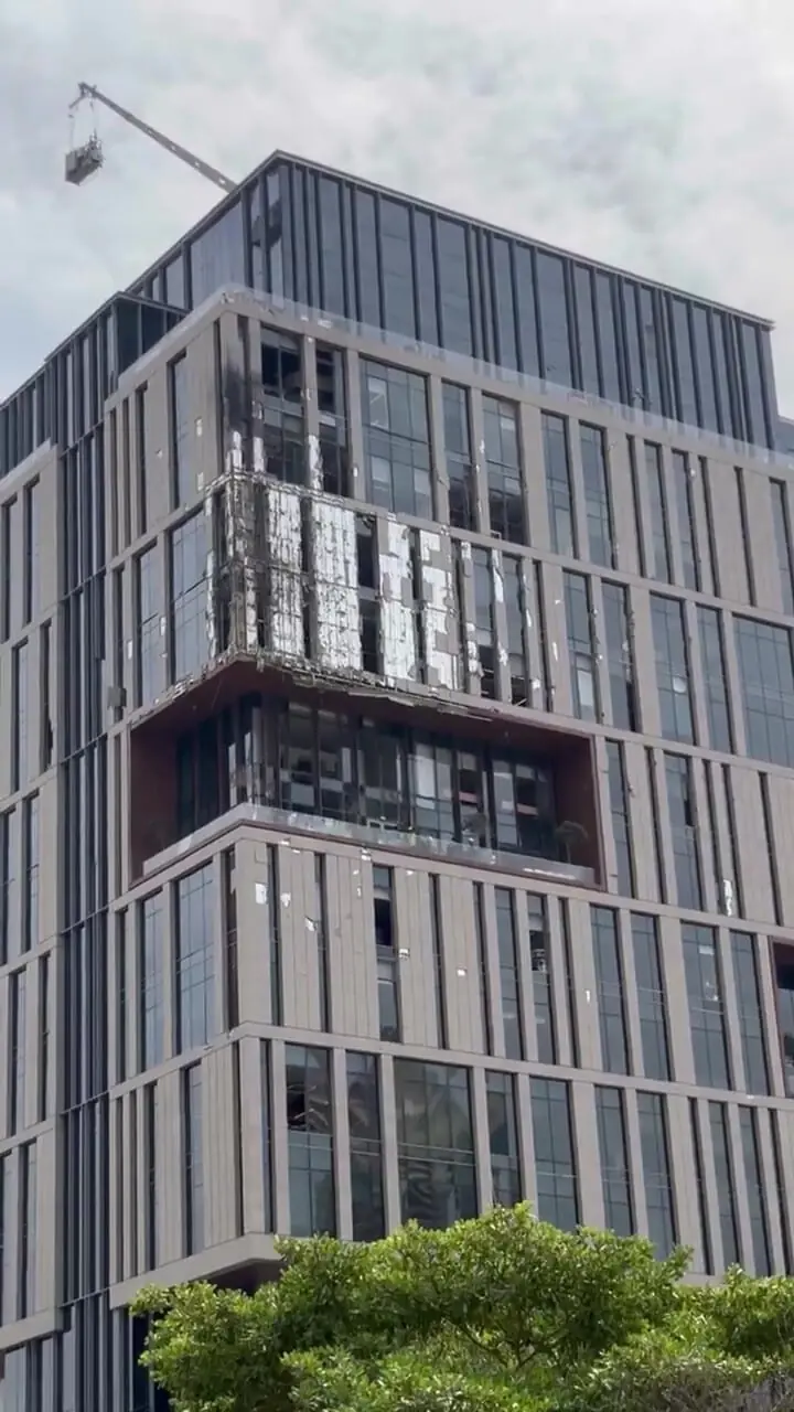 فیلمی از مرکز مالی دبی پس از حمله امروز صبح ایران