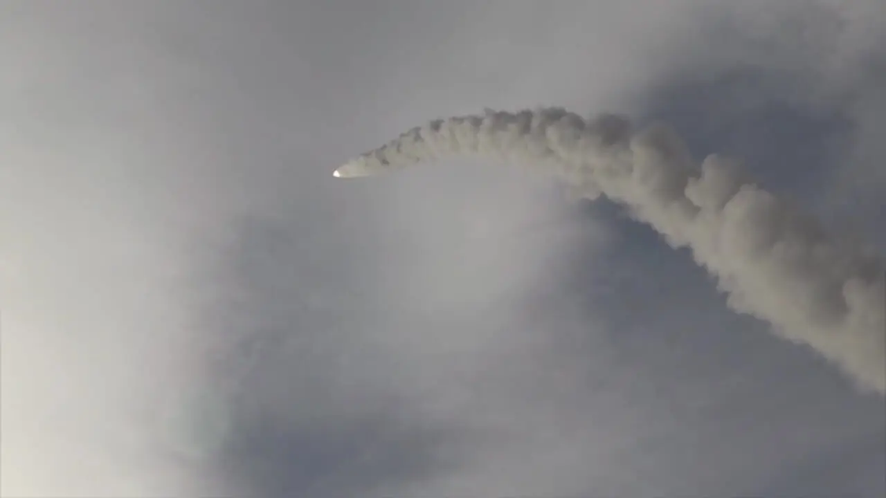 فیلم  شلیک موشک بالستیک سجیل در موج ۵۴ عملیات وعده صادق ۴