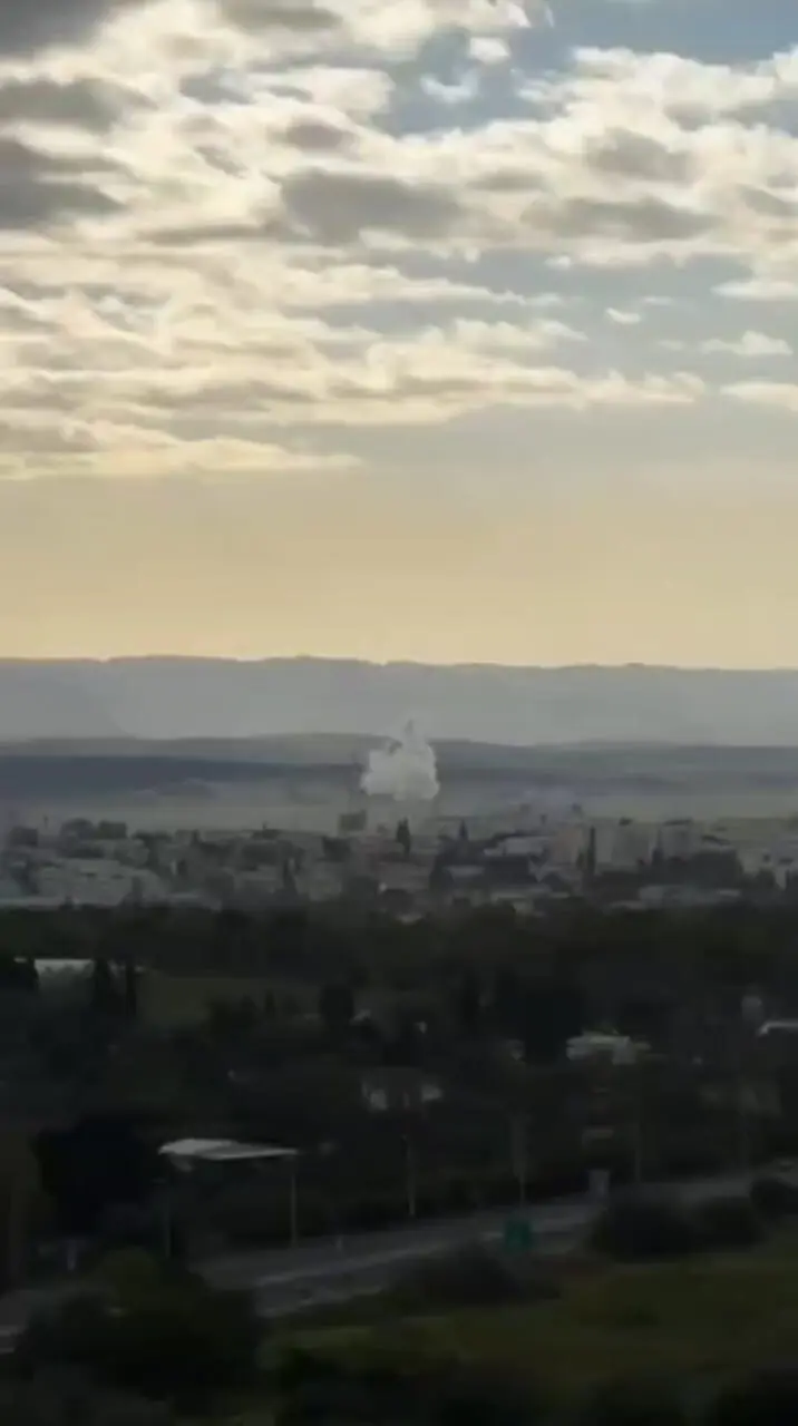 فیلم /  اصابت موفق یک موشک به هدفش در مرکز اسرائیل