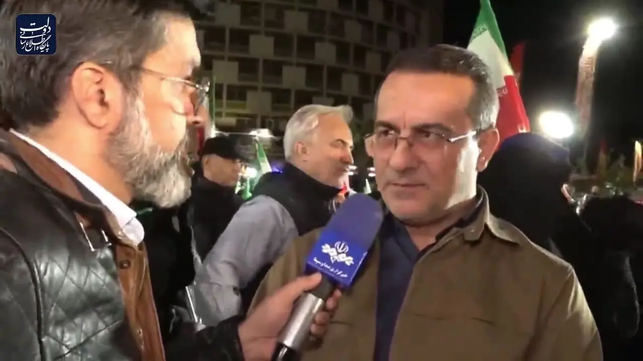 اعمال افزایش حقوق برای کارمندان و پرداخت آن با حقوق فروردین