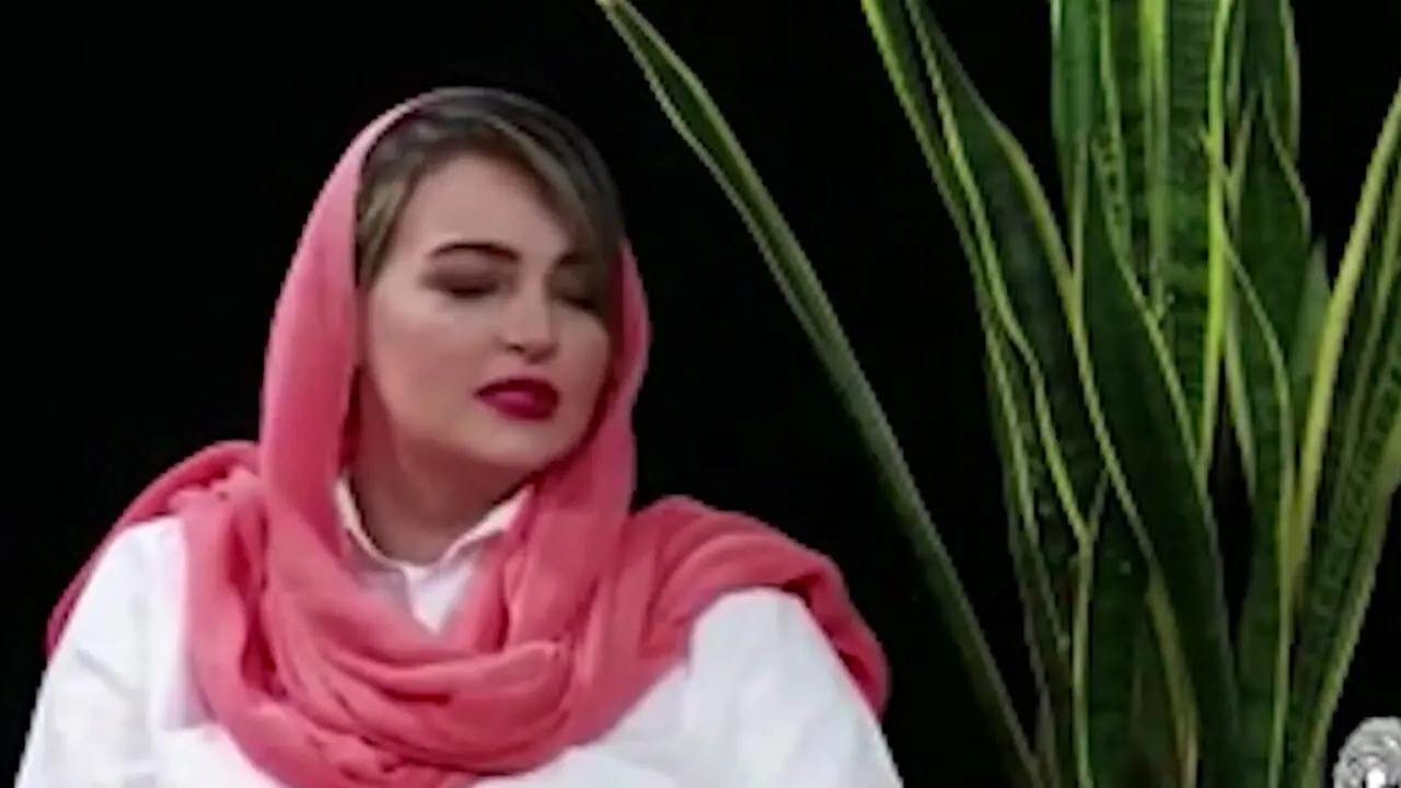 فیلم/ نیلوفر پارسا بازیگر سریال کلینیک رویا: اوایل زایمان پشیمان بودم نمیدونستم چه بلایی سرم اومده /پسرم نارس به دنیا اومد