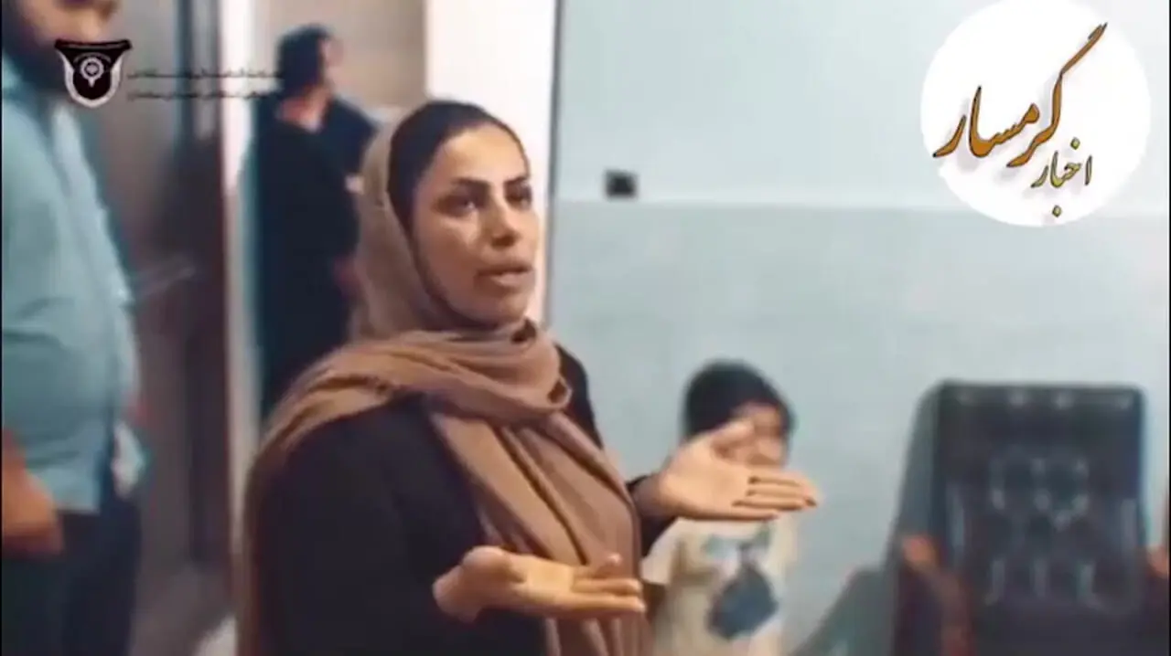 فیلم / سرقت گوشواره یک میلیاردی از دختربچه گرمساری ناکام ماند/ زن و شوهر سارق دستگیر شدند