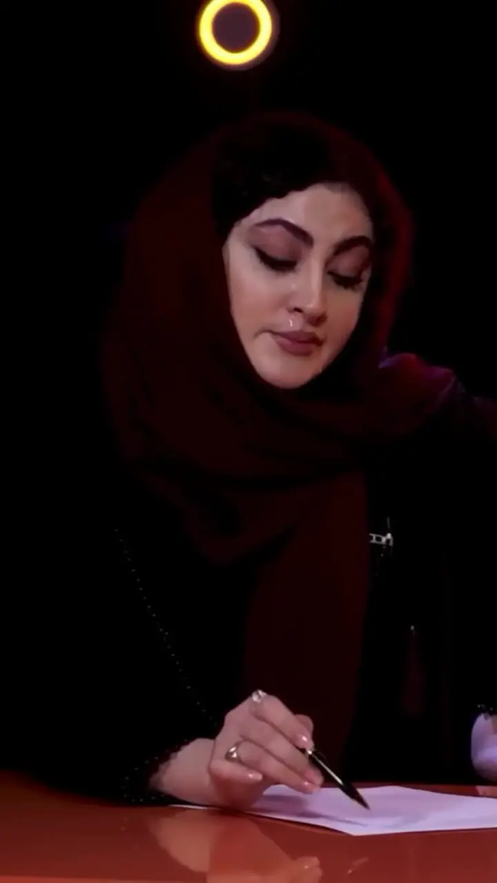 فیلم/ اشک‌های جگرسوز مریم مومن:عار نیست، مادرم بعد طلاق کارگری میکرد تا من کمبود نداشته باشم حتی خاله ها و دایی هام نمیدونستن /همه بشنون من دختر همون مادرم 