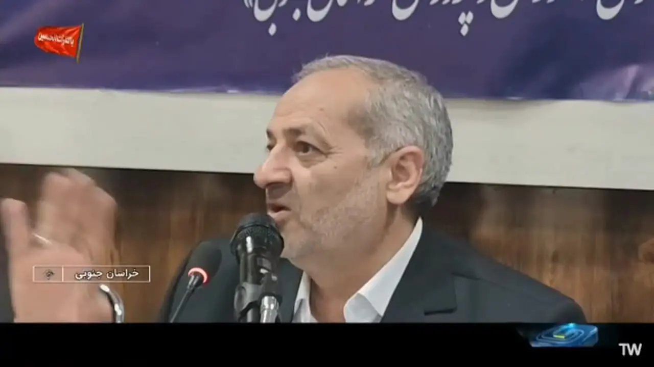وزیر آموزش و پرورش: لباس فرم مدارس سه ساله شد + فیلم