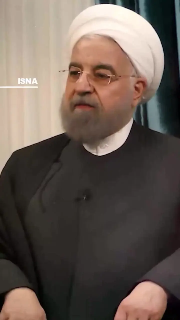 خاطره روحانی از شهید آیت‌الله خامنه‌ای: در جلسه شورای انقلاب گفتند اگر بخواهند کشور را بگیرند، من خودم تفنگم را برمی‌دارم و می‌جنگم تا کشته شوم