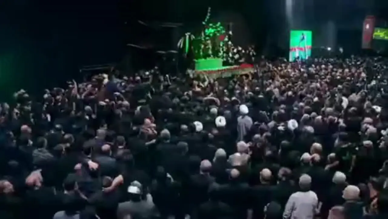 لحظه به لحظه | وداع جهان با رهبر شهید انقلاب؛ از حضور سران کشورها تا هیئت‌های مقاومت در مصلای تهران + فیلم