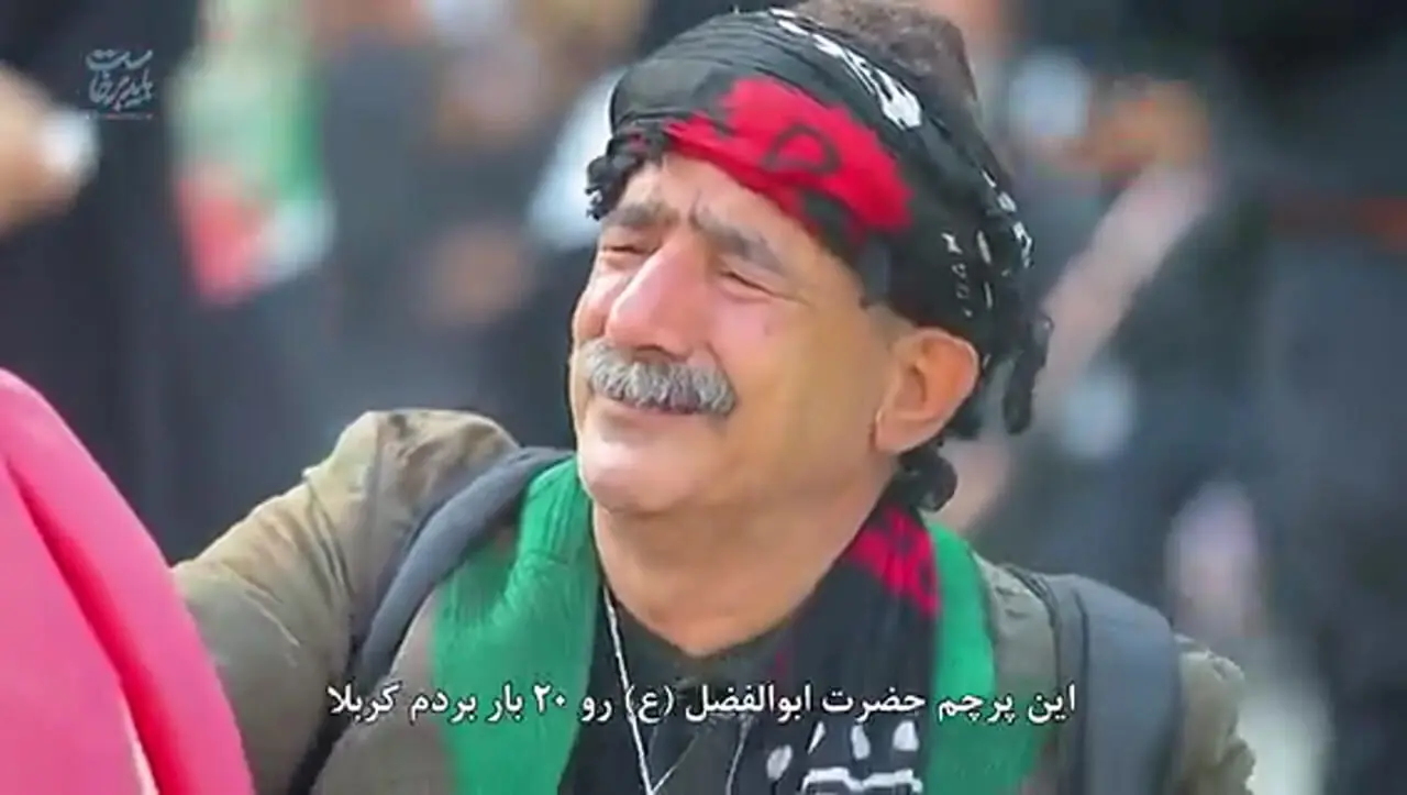 فیلم / حاضر بودم 10 بار بمیرم اما یک تار مو از رهبرم کم نمی‌ شد؛ بغض مردم در مراسم وداع با رهبر شهید
