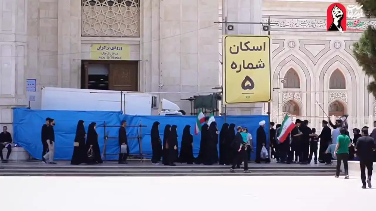 فیلم / خدمت‌رسانی گسترده به زائران امام قائد شهید با همکاری آستان مقدس امام خمینی(ره) و شهرداری تهران