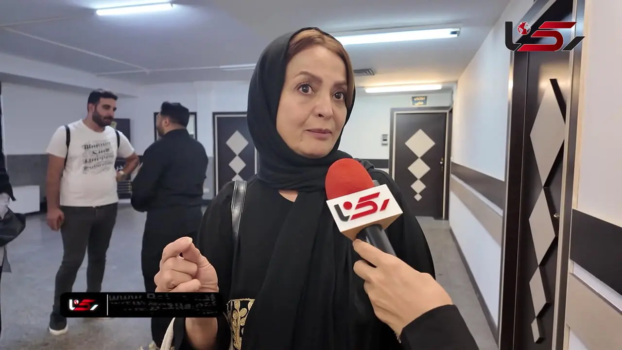 فیلم / شگرد ناجوانمردانه دزدان سریالی در روزهای جنگ تهران / در نقش پلیس و قاضی خانه ها را پلمب می کردند + فیلم گفتگو با متهمان و مادر شهید جنگ