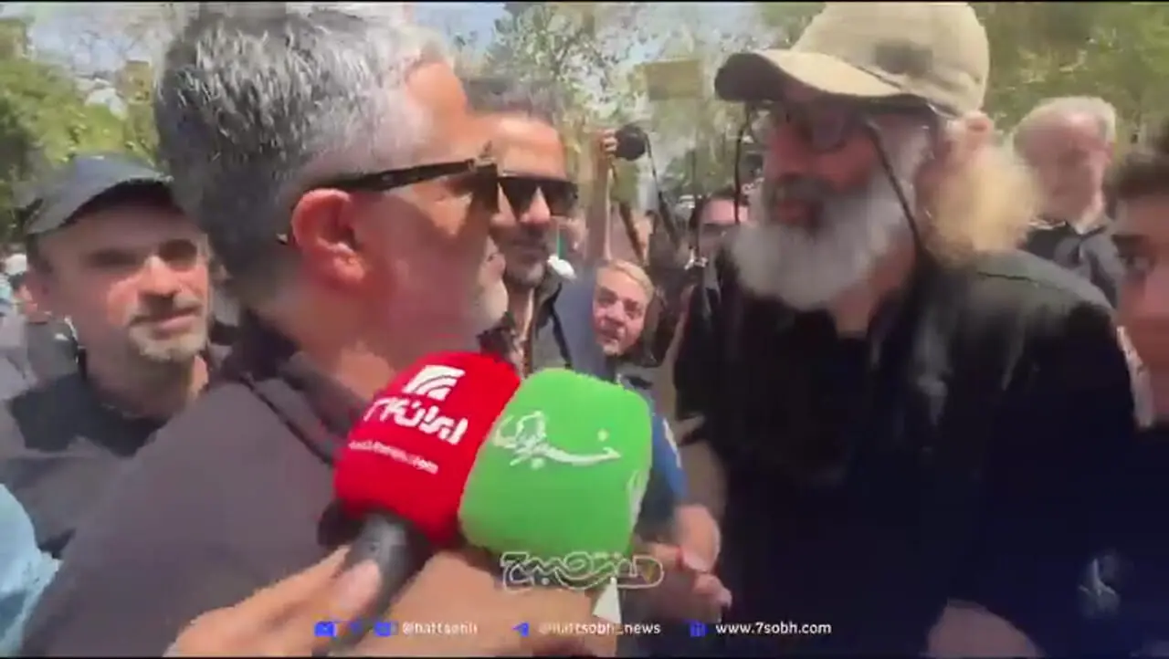 فیلم/ آفتابی شدن پژمان جمشیدی بعد از مدت ها در تشییع جنازه اکبر عبدی