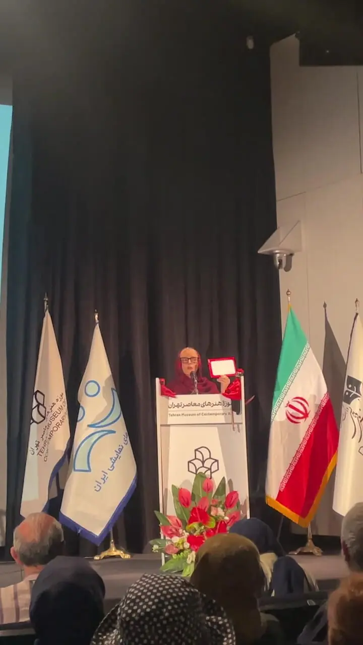 «تهران–مبارک» با عروسک‌ های صلح به صحنه آمد؛ آغاز جشنواره با یاد شهدای میناب