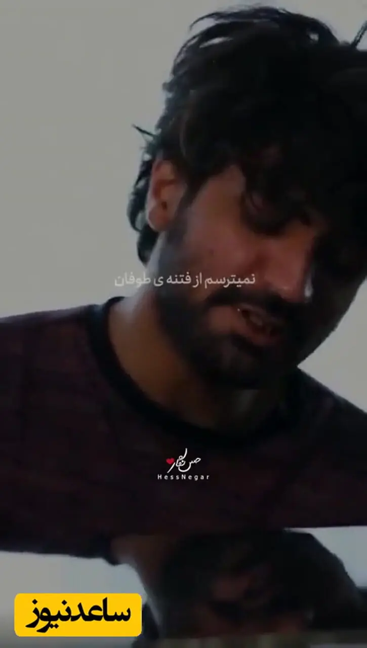 فیلم/ عرفان طهماسبی با یک اجرای دلی همه را غافلگیر کرد/ بغضی که به گریه ختم شد