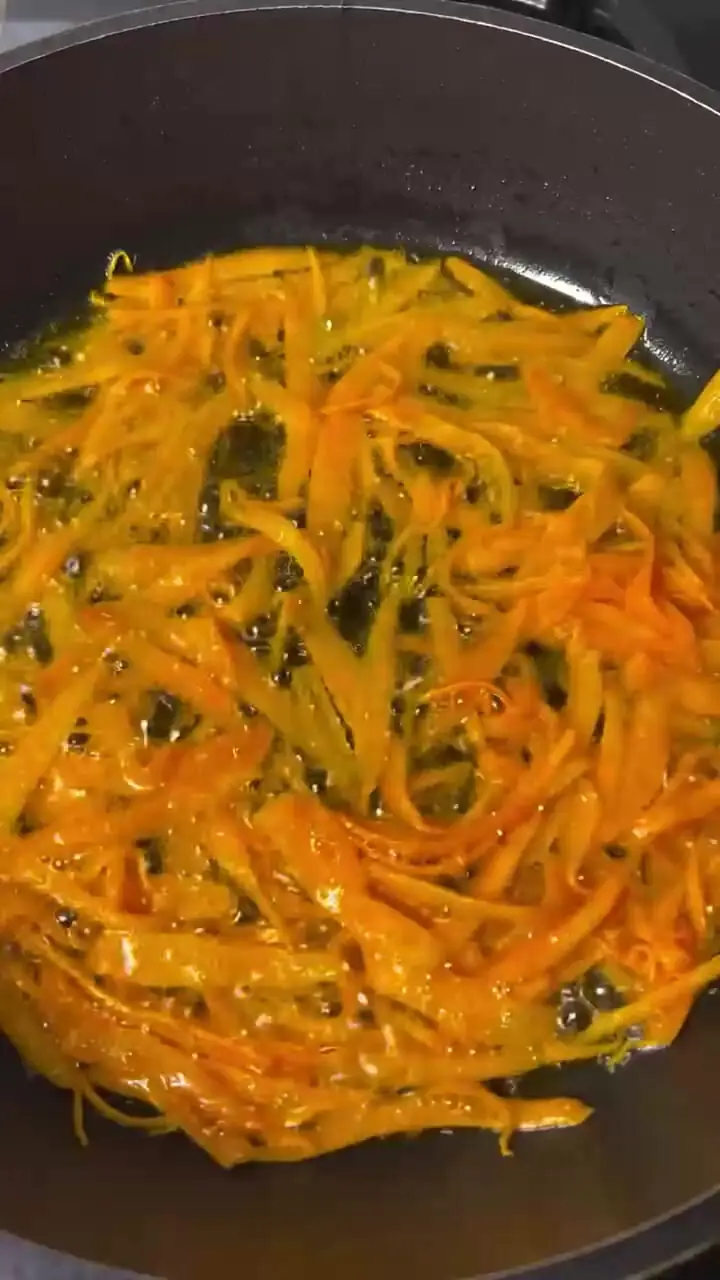 فیلم طرز تهیه زرشک پلو با مرغ مجلسی خوشمزه